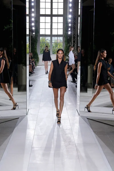 Look 31